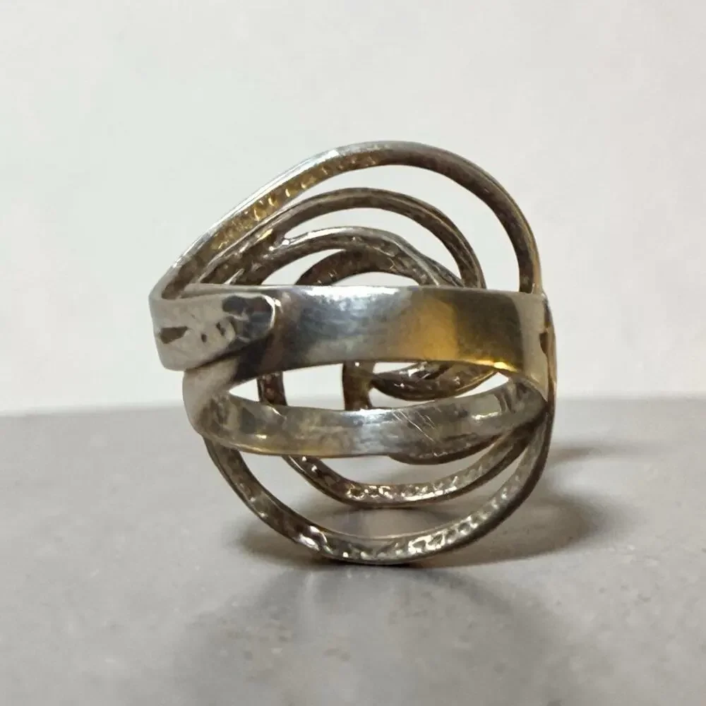 Vintage Sterling Silver 925 Hammered Abstract Modernist Swirl Ring Size 10